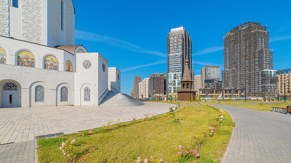 Квартира с патио в ЖК у воды