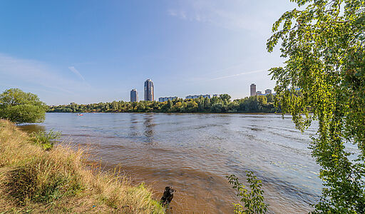 Квартира с патио в ЖК у воды