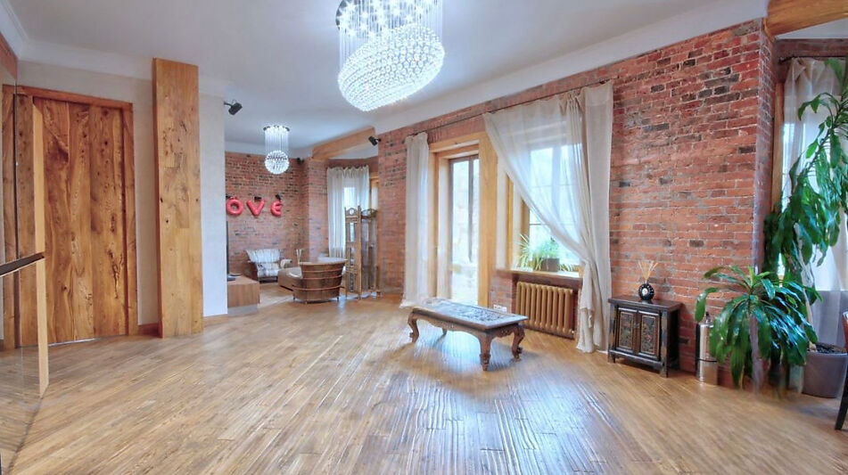 Видовая квартира на Патриарших