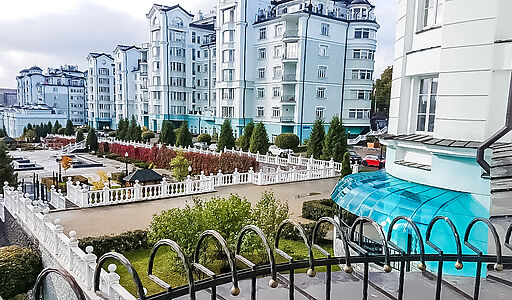 Панорамная дизайнерская квартира