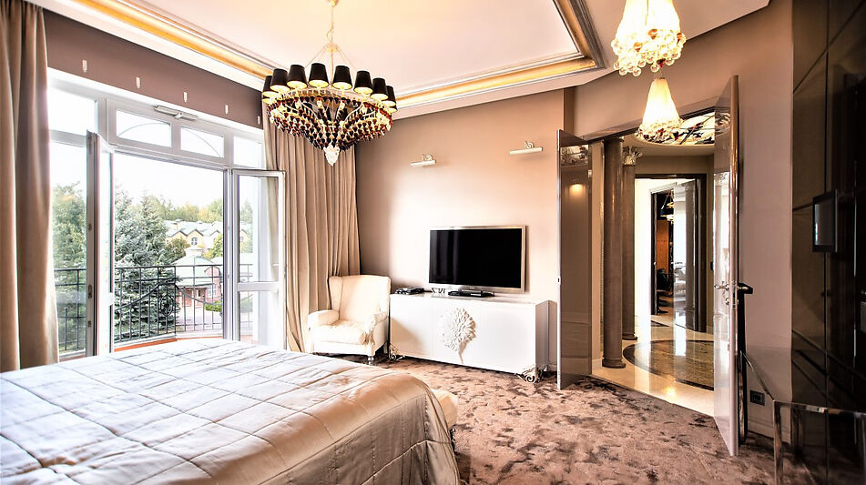 Панорамная дизайнерская квартира