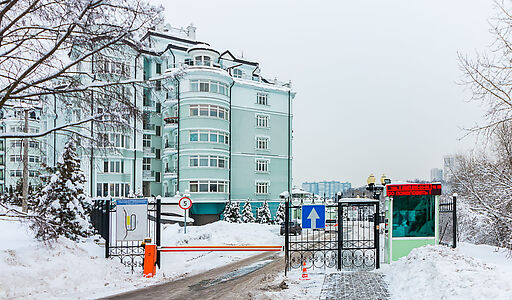 Панорамная дизайнерская квартира