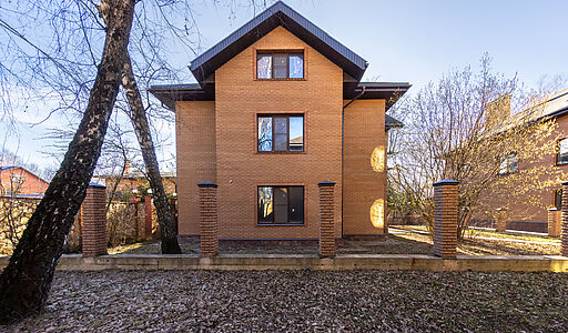 Дом под отделку в ДСК Ларин