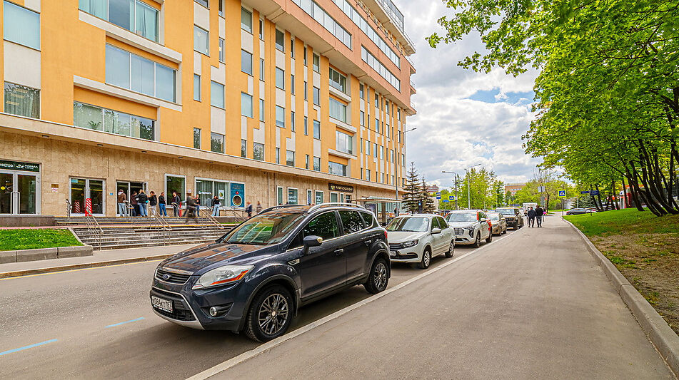 Офис в Бизнес Центре 1080 кв.м.