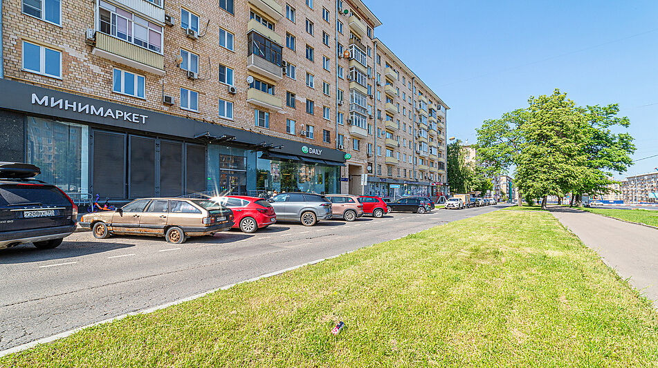 Коммерция в Ломоносовском районе