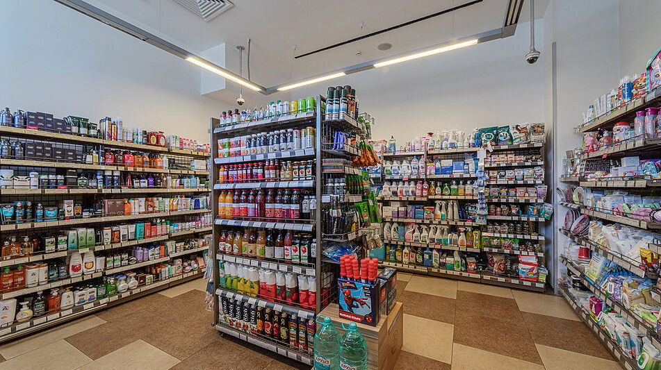 Коммерция в Ломоносовском районе