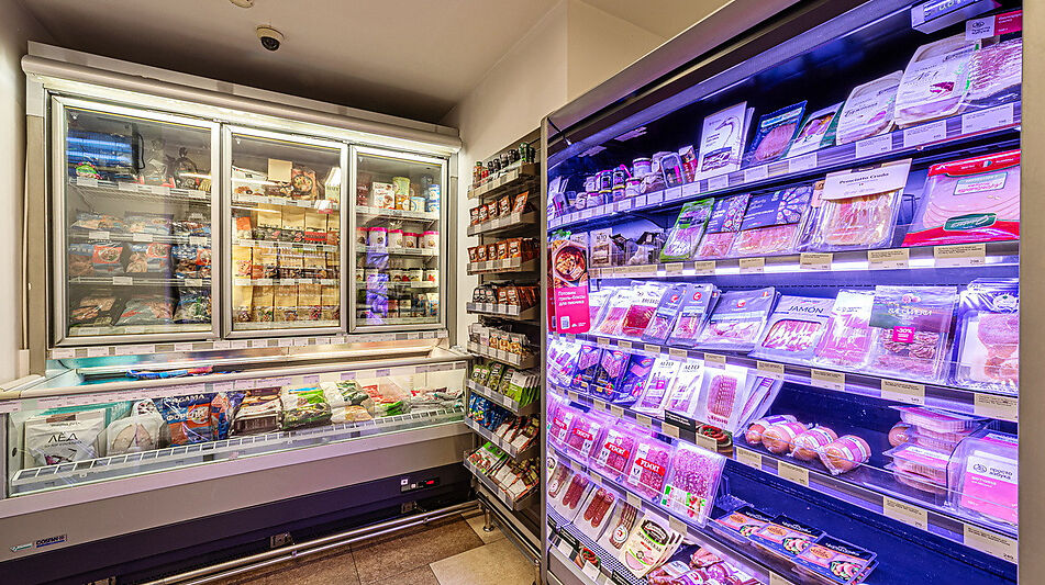 Коммерция в Ломоносовском районе