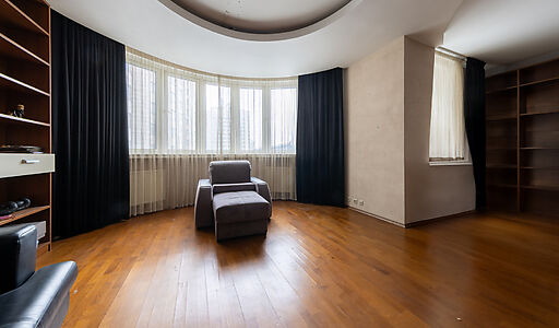 Квартира большая ЖК Газпром